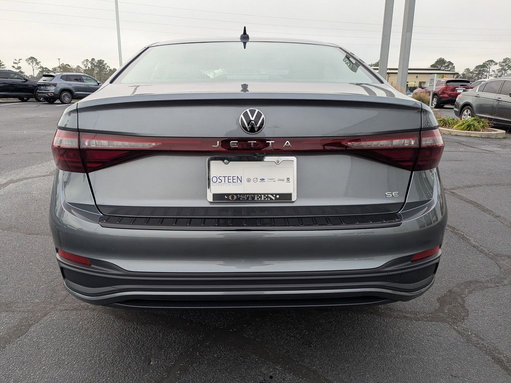 2026 Volkswagen Jetta SE - Photo 6