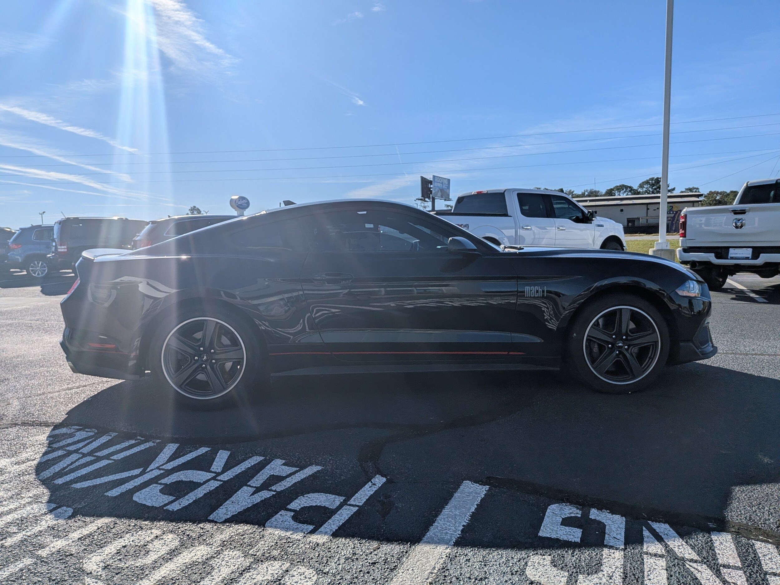 2022 Ford Mustang Mach 1 photo 3