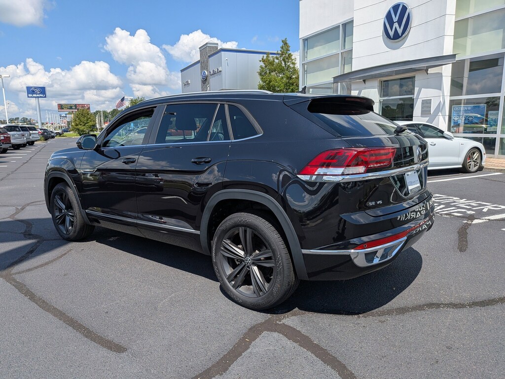 Used 2021 Volkswagen Atlas Cross Sport 3.6L V6 SE w/Technology R-Line SUV