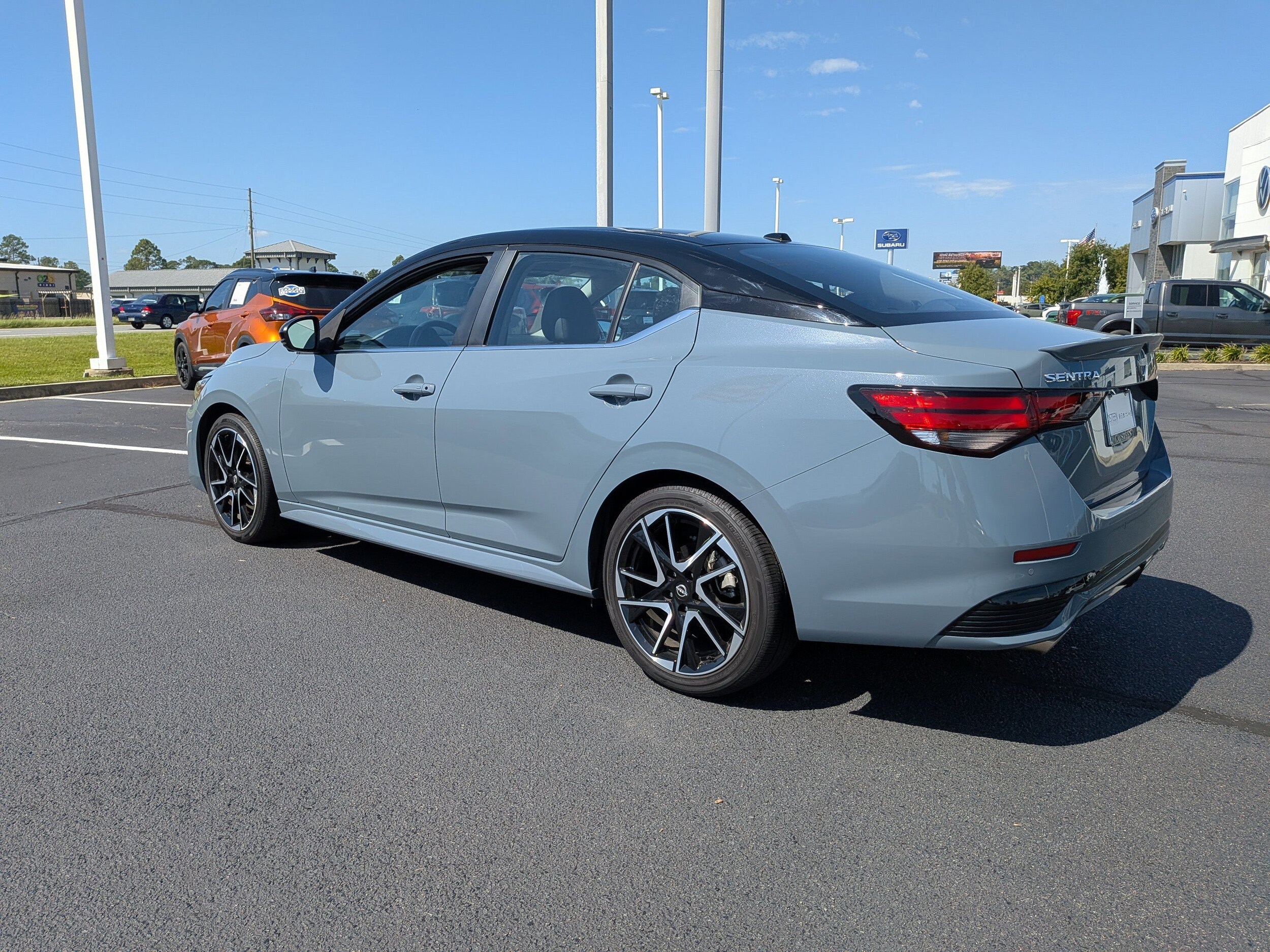 2024 Nissan Sentra SR photo 3