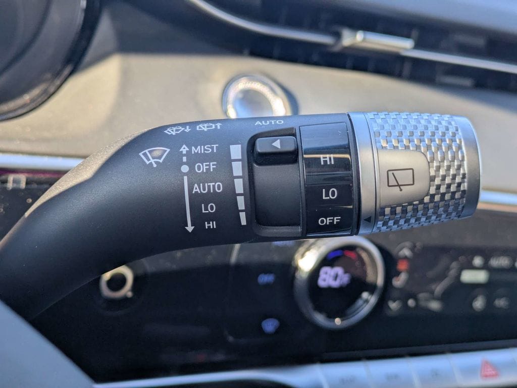 2025 GENESIS GV70 Sport - Photo 32