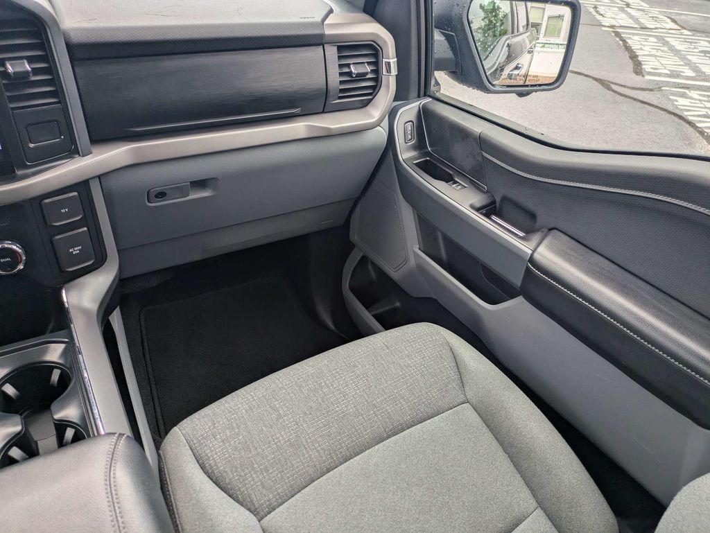 2024 Ford F-150 XLT - Photo 18