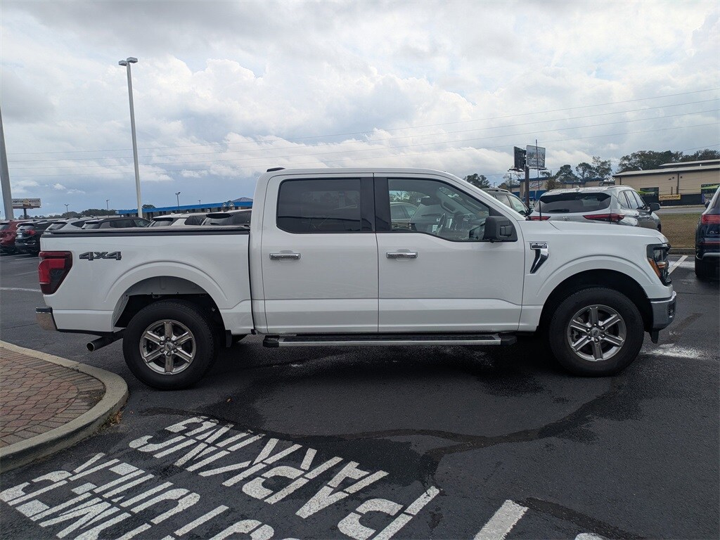 2024 Ford F-150 XLT photo 4