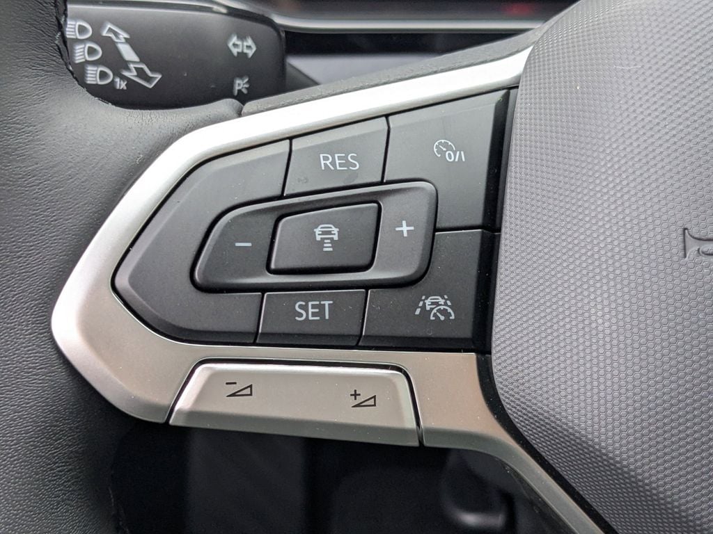 2026 Volkswagen Jetta SE - Photo 25