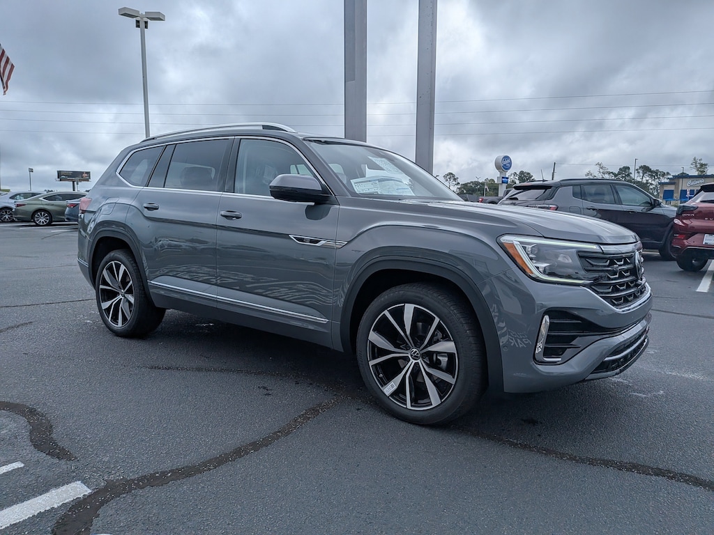 New 2026 Volkswagen Atlas 2.0T SEL Premium R-Line SUV