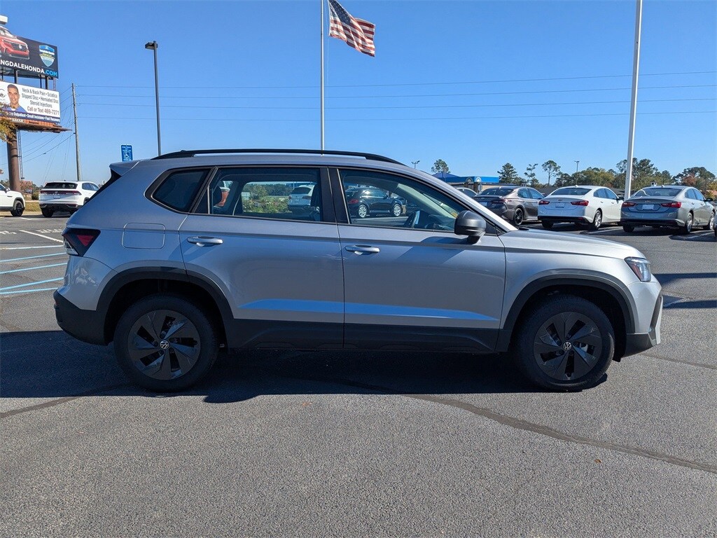 New 2025 Volkswagen Taos 1.5T S SUV