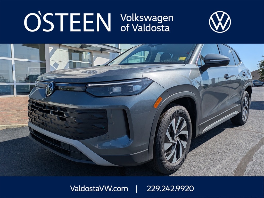 2025 Volkswagen Tiguan S's photo