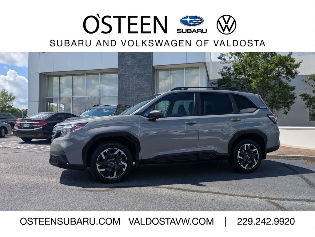 2025 Subaru Forester Premium Hybrid's photo