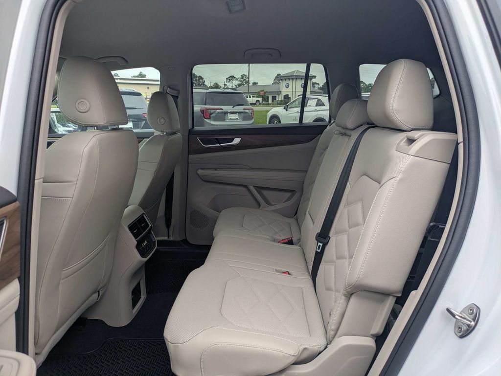 2026 Volkswagen Atlas SE - Photo 15