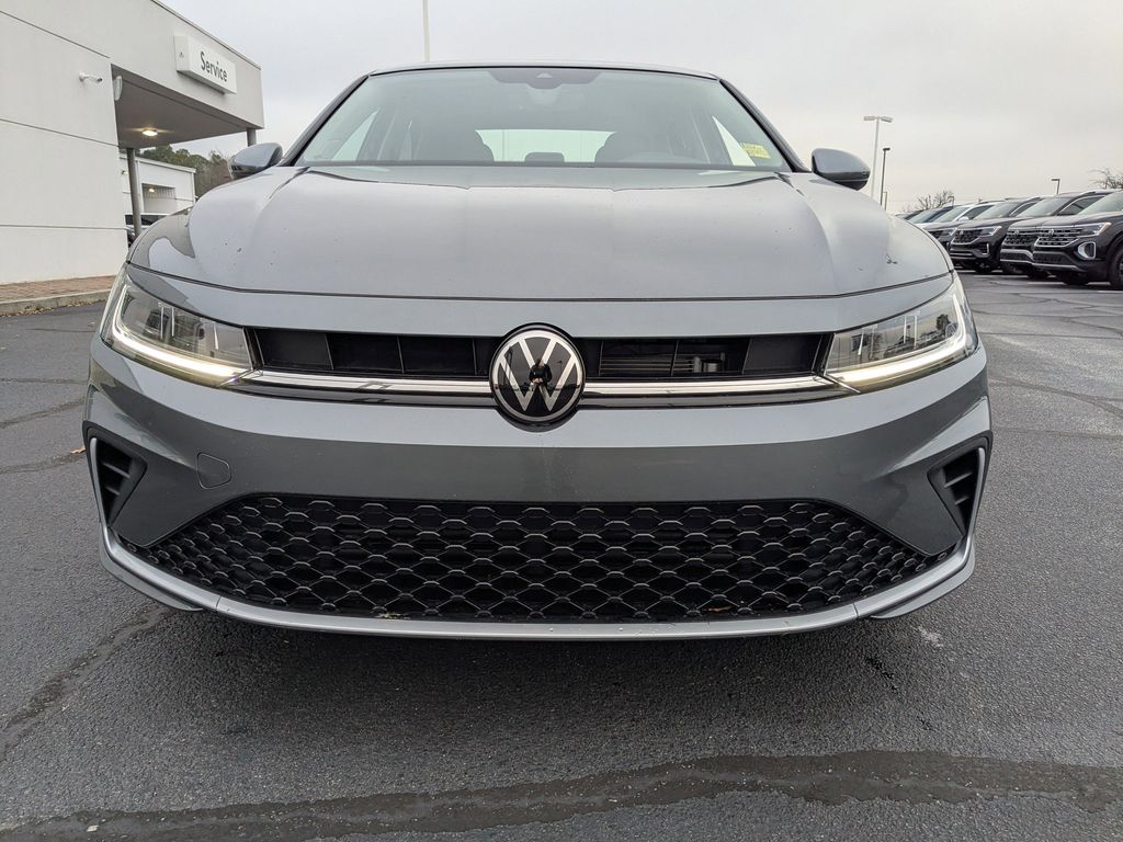 2026 Volkswagen Jetta SE - Photo 10