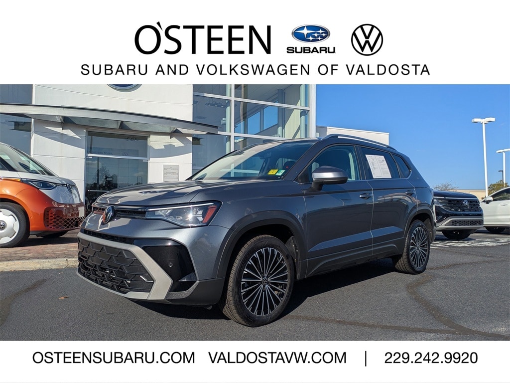 2025 Volkswagen Taos SE's photo