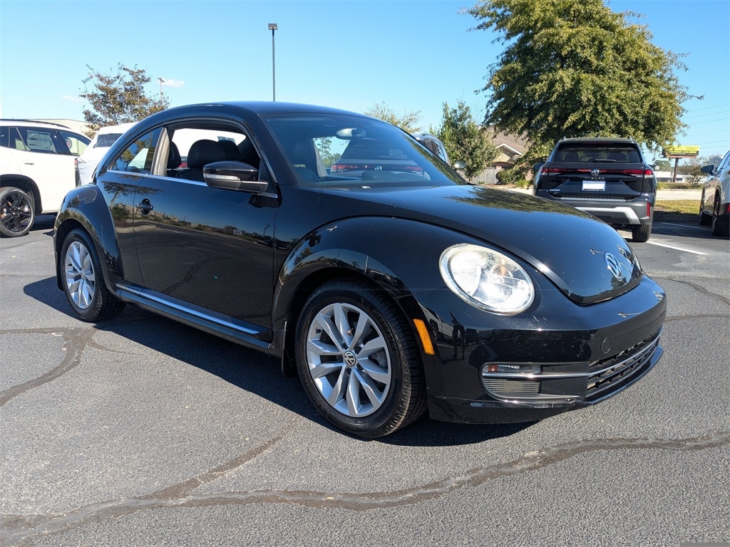 Used 2014 Volkswagen Beetle 2.0 with VIN 3VWJL7AT0EM632673 for sale in Hahira, GA