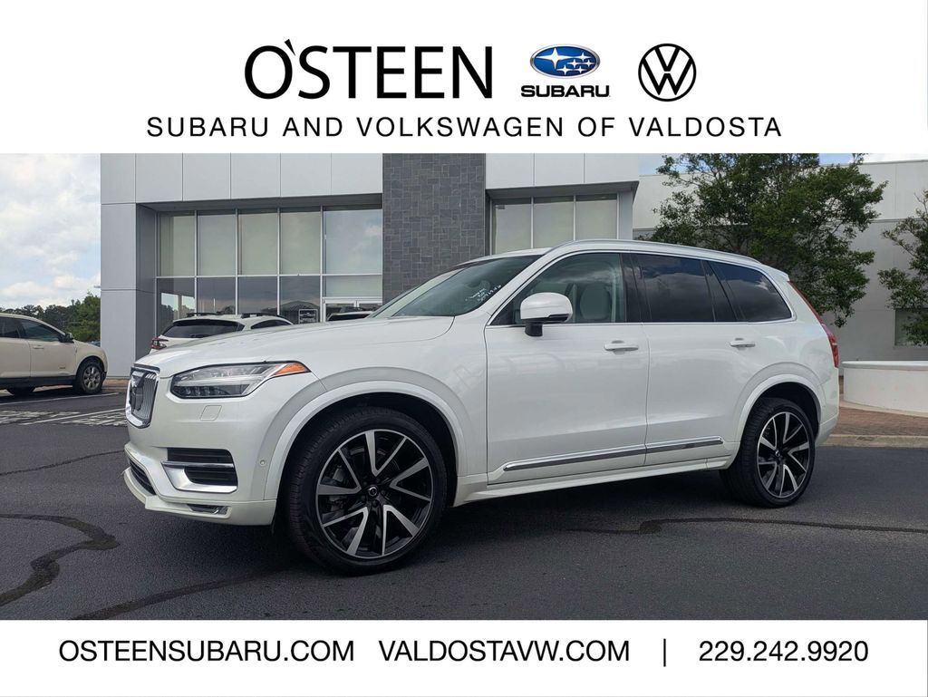 2024 Volvo XC90 B6 Plus 6-Seater Bright theme 4WD's photo