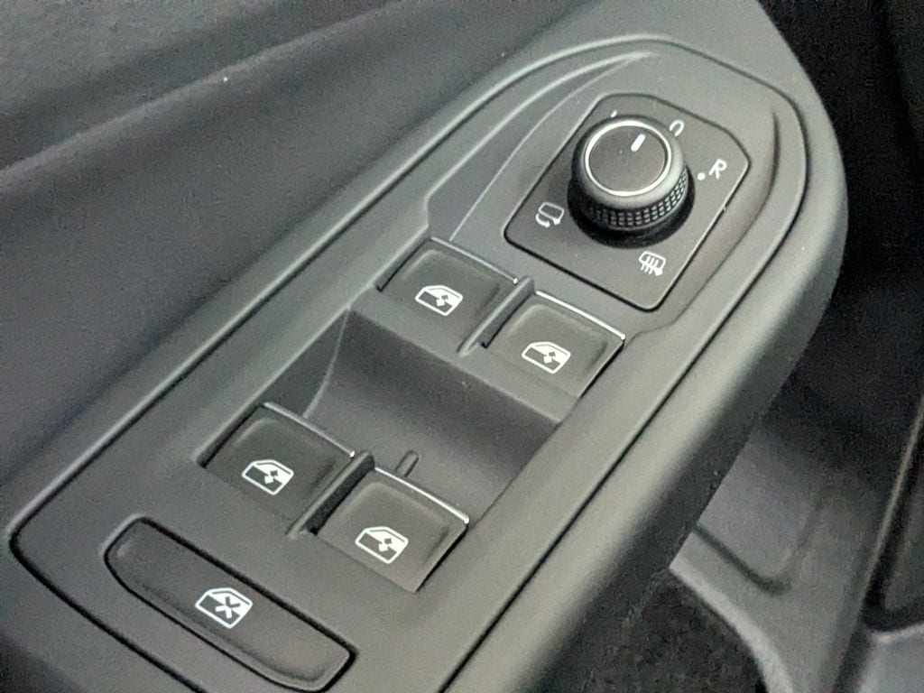 2026 Volkswagen Golf GTI SE - Photo 24