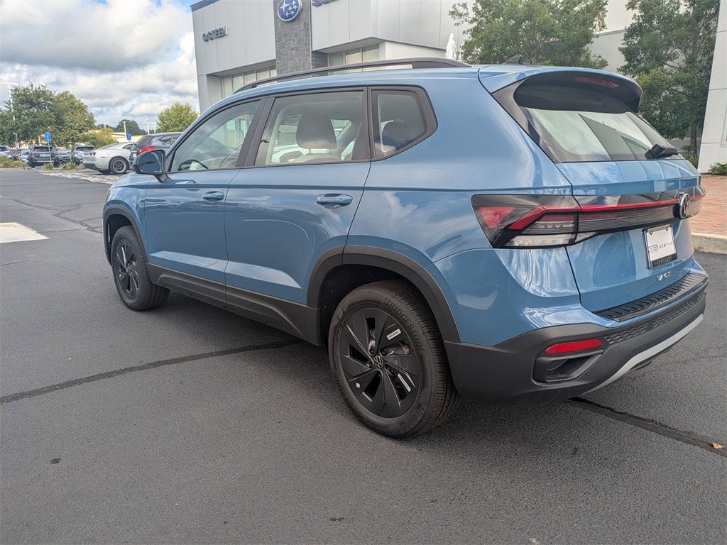 New 2025 Volkswagen Taos 1.5T S SUV