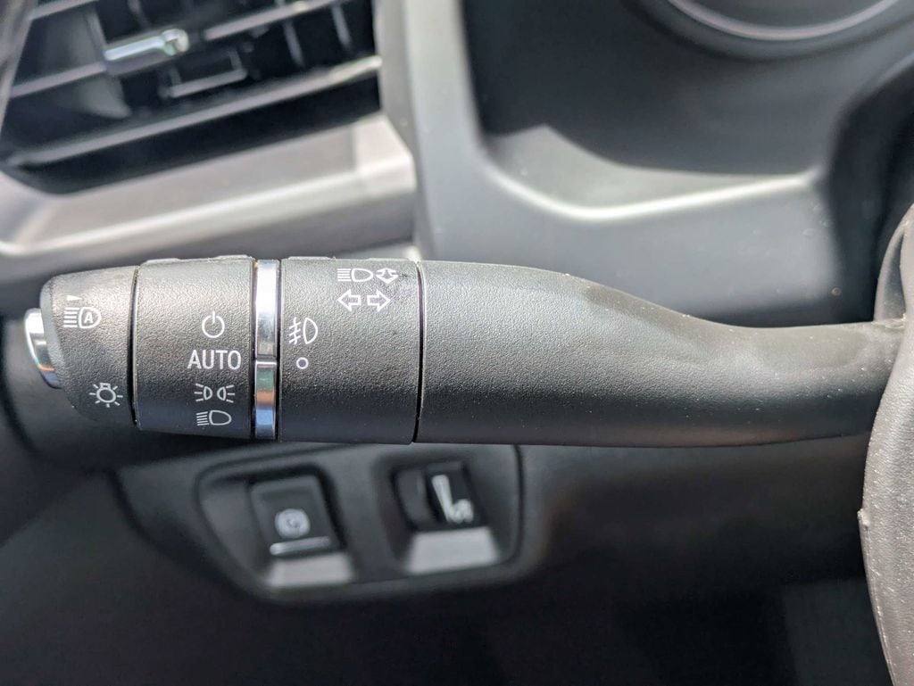 2023 GMC Acadia AT4 - Photo 29
