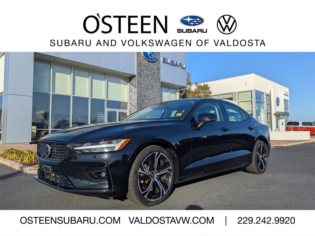 2024 Volvo S60 Plus's photo