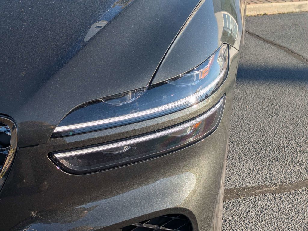 2025 GENESIS GV70 Sport - Photo 11