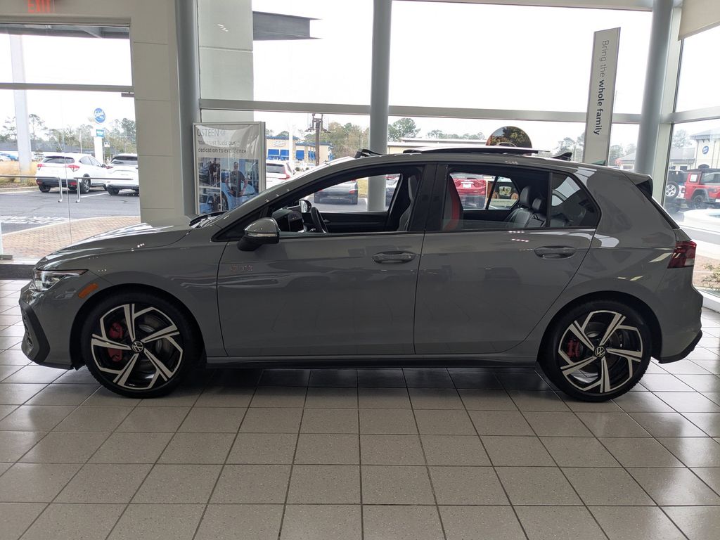 2026 Volkswagen Golf GTI SE - Photo 8