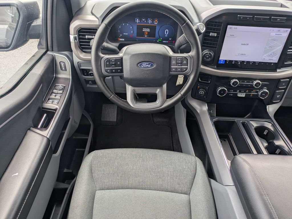 2024 Ford F-150 XLT - Photo 17