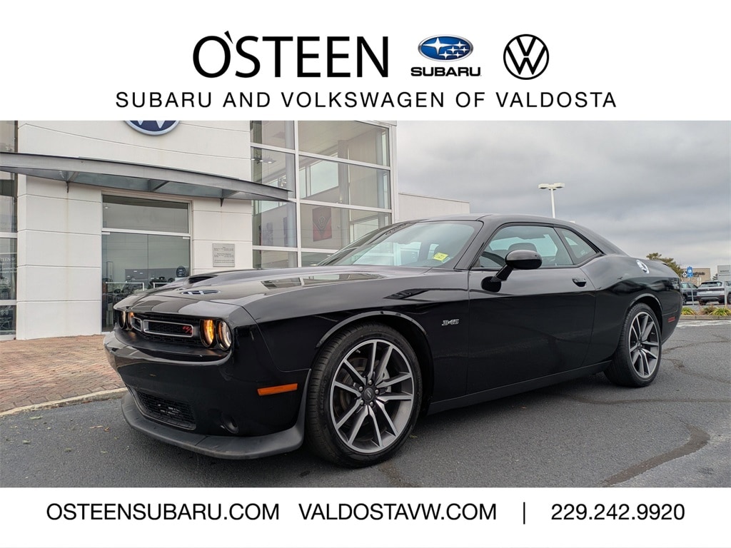 2023 Dodge Challenger R/T's photo