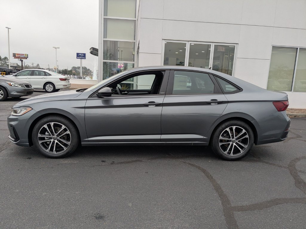 2026 Volkswagen Jetta Sport - Photo 8