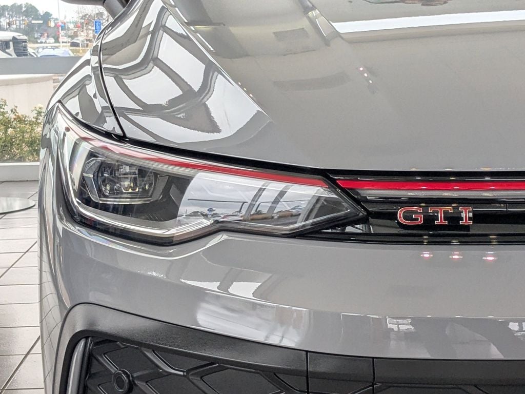 2026 Volkswagen Golf GTI SE - Photo 11