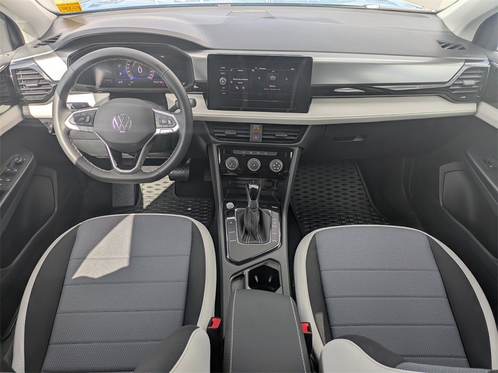 New 2025 Volkswagen Taos 1.5T S SUV