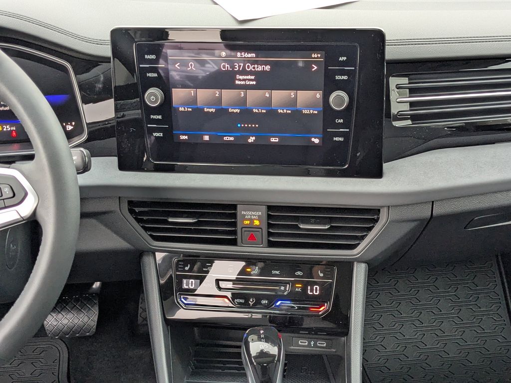 2026 Volkswagen Jetta SE - Photo 17