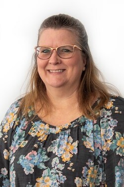 Staff member Angie from ID_5a74df