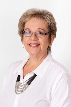 Staff member Denise W. from ID_5a74df