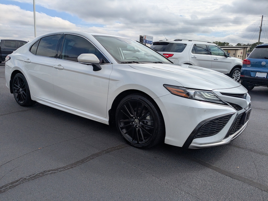 Used 2023 Toyota Camry Hybrid XSE Sedan