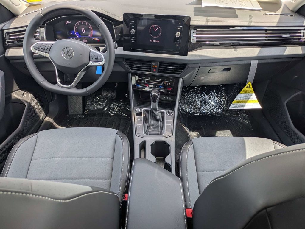 New 2026 Volkswagen Jetta 1.5T SE Sedan