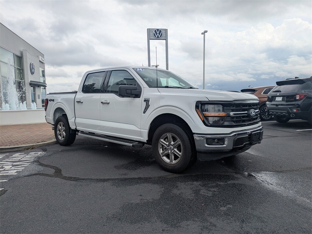 2024 Ford F-150 XLT photo 3