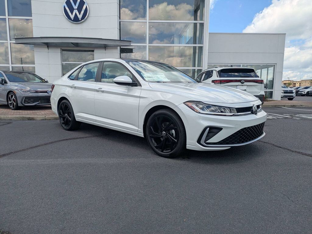 New 2026 Volkswagen Jetta 1.5T SE Sedan