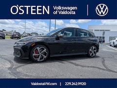 2025 Volkswagen Golf GTI 2.0T SE Hatchback