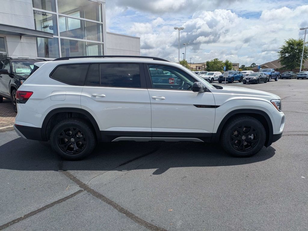 New 2026 Volkswagen Atlas 2.0T Peak Edition SUV