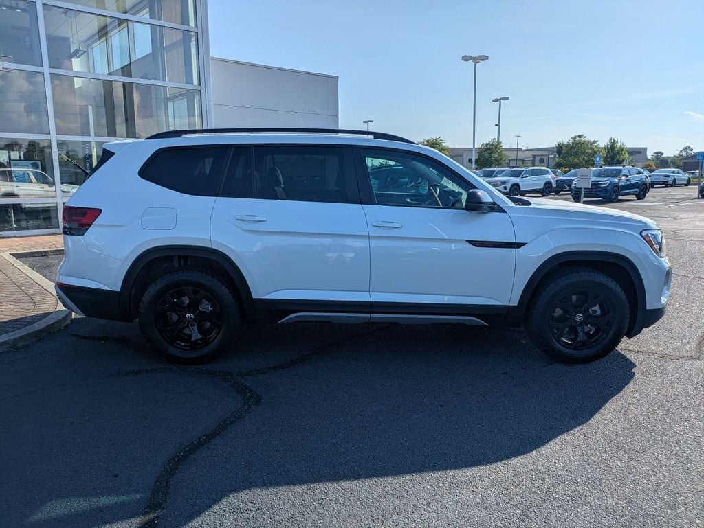 New 2026 Volkswagen Atlas 2.0T Peak Edition SUV