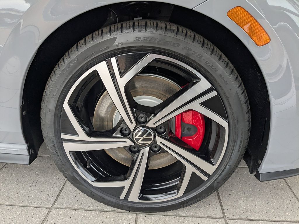 2026 Volkswagen Golf GTI SE - Photo 12