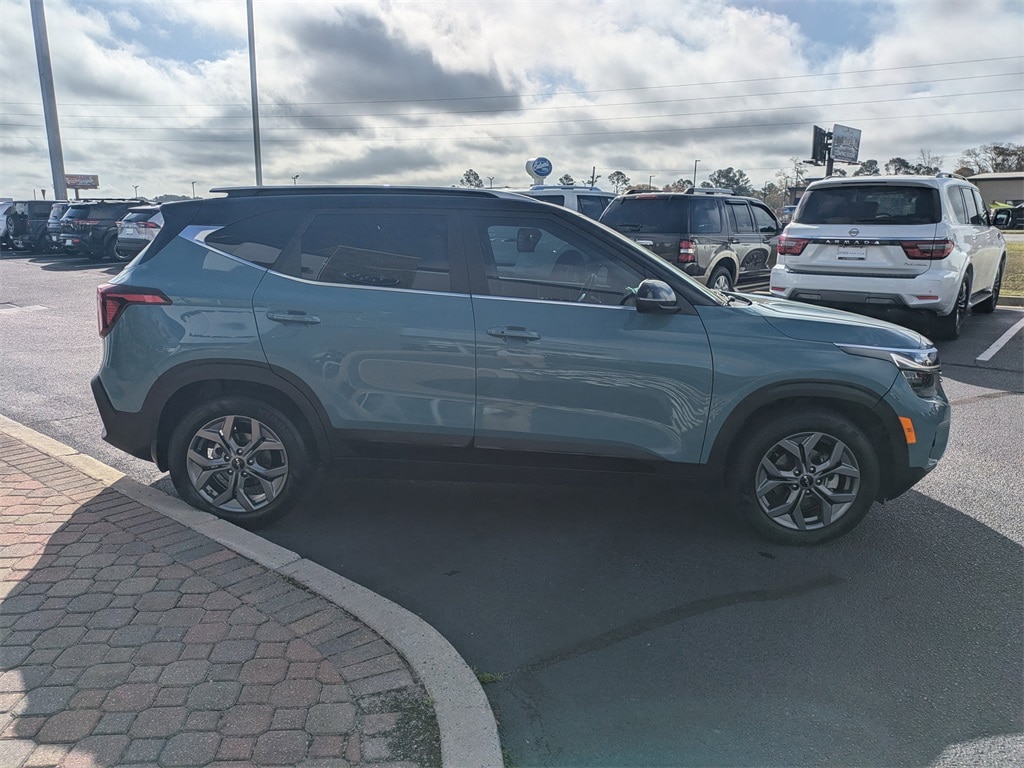 Used 2024 Kia Seltos S SUV