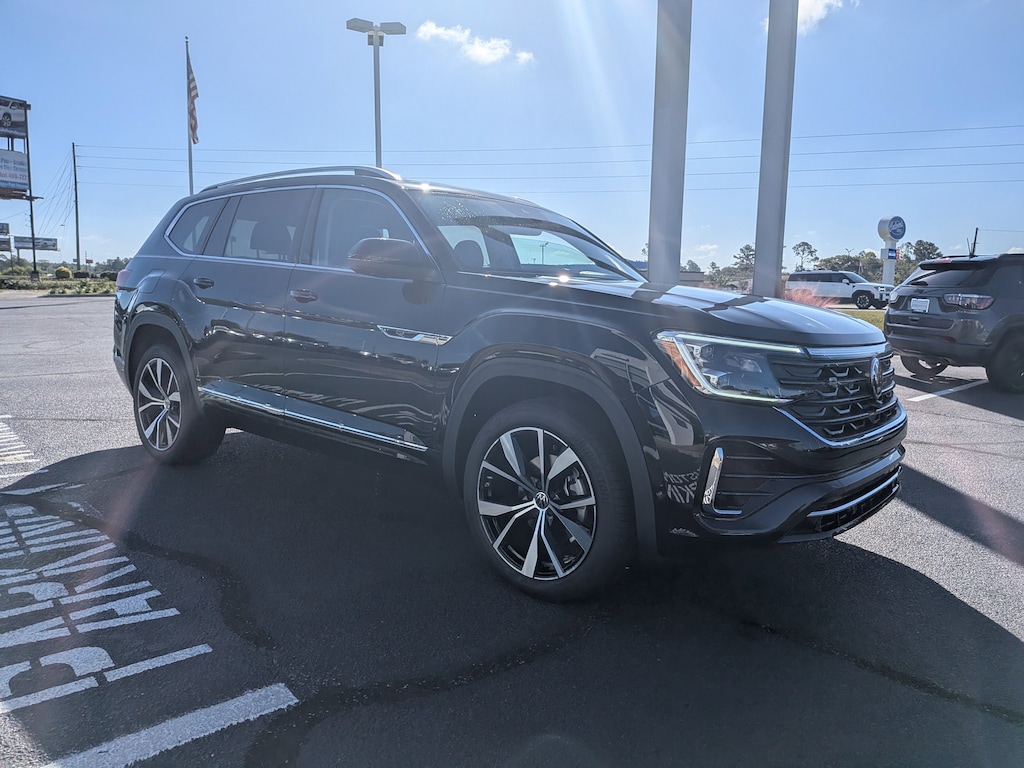 New 2026 Volkswagen Atlas 2.0T SEL Premium R-Line SUV