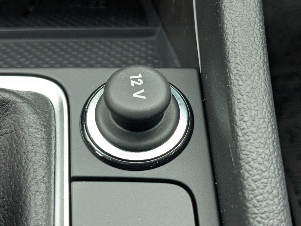 2026 Volkswagen Jetta SE - Photo 23