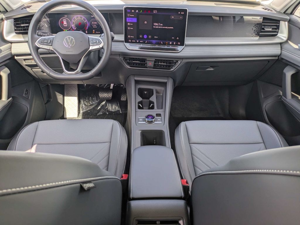 New 2026 Volkswagen Tiguan 2.0T SE SUV
