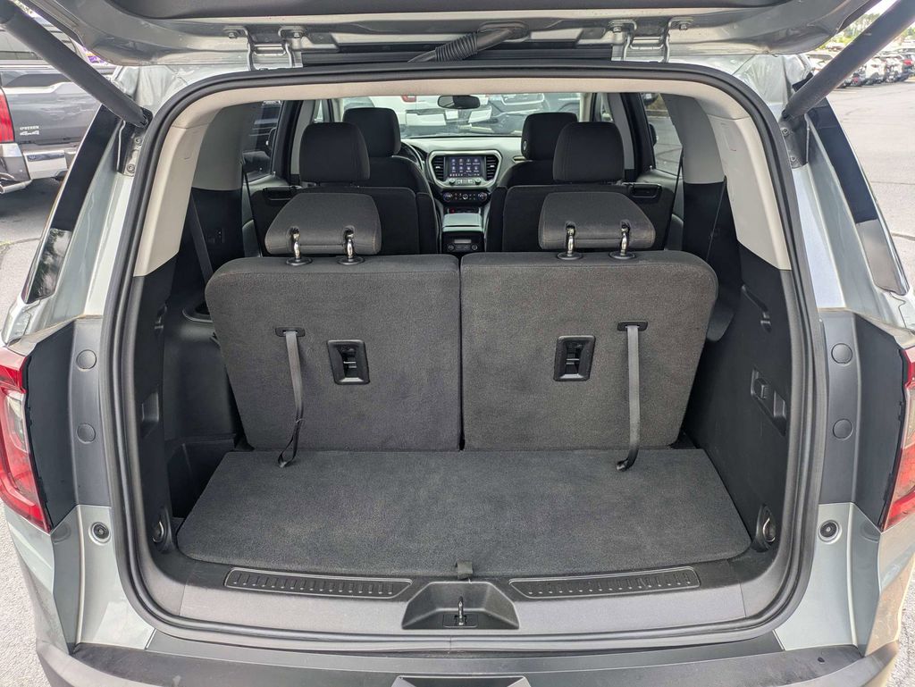 2023 GMC Acadia AT4 - Photo 13
