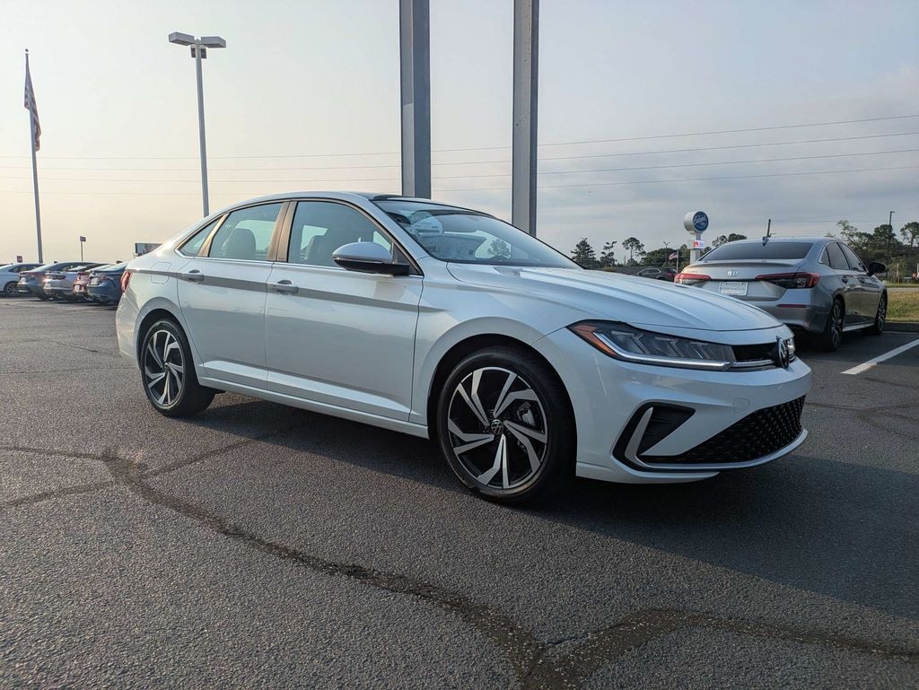 New 2026 Volkswagen Jetta 1.5T SEL Sedan