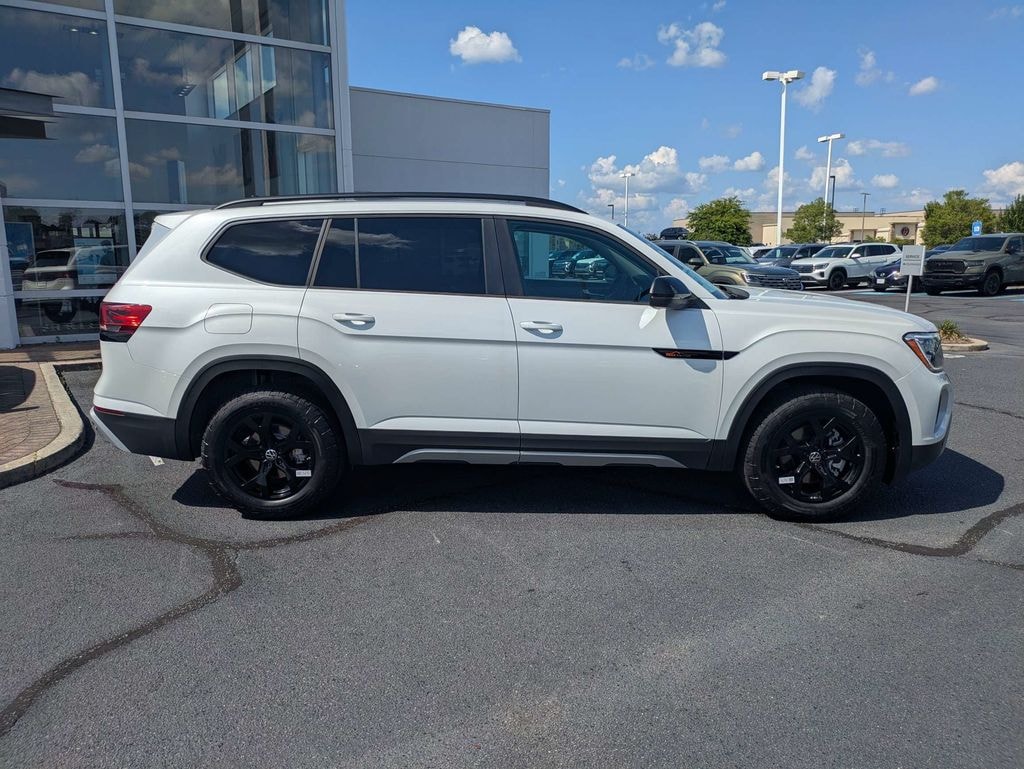 New 2026 Volkswagen Atlas 2.0T Peak Edition SUV
