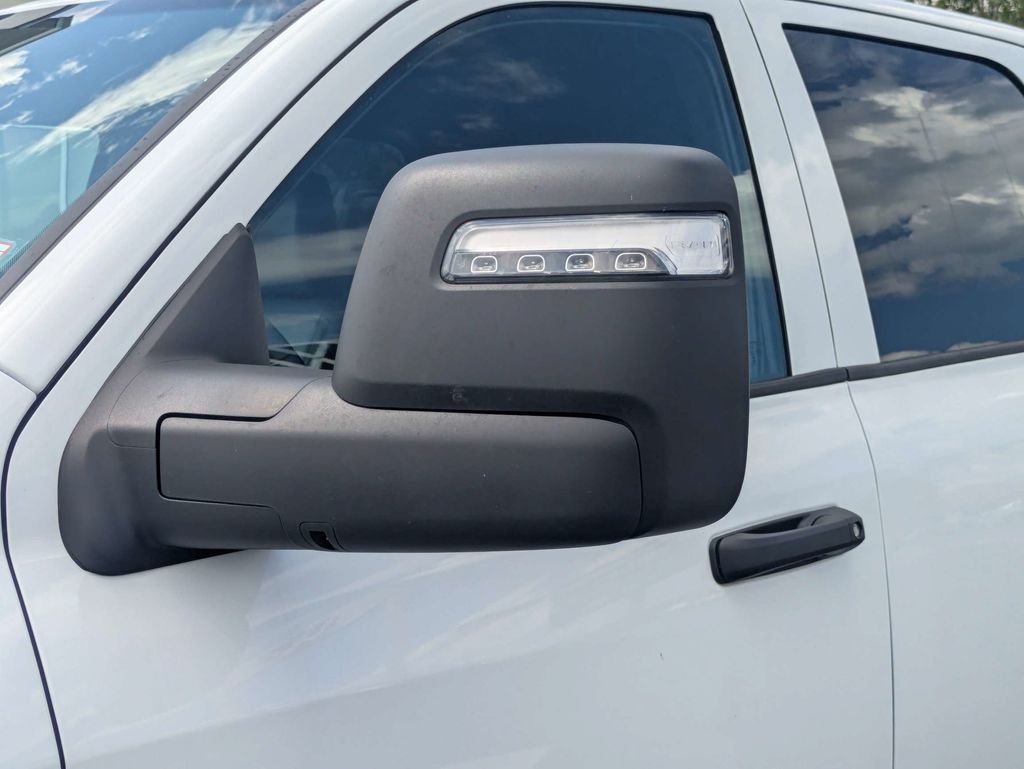 2023 RAM Ram 3500 Pickup Tradesman - Photo 13