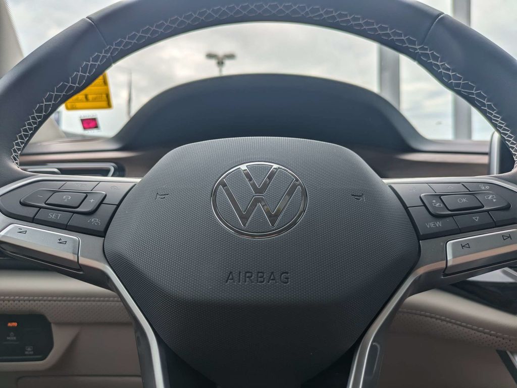 2026 Volkswagen Atlas SE - Photo 31