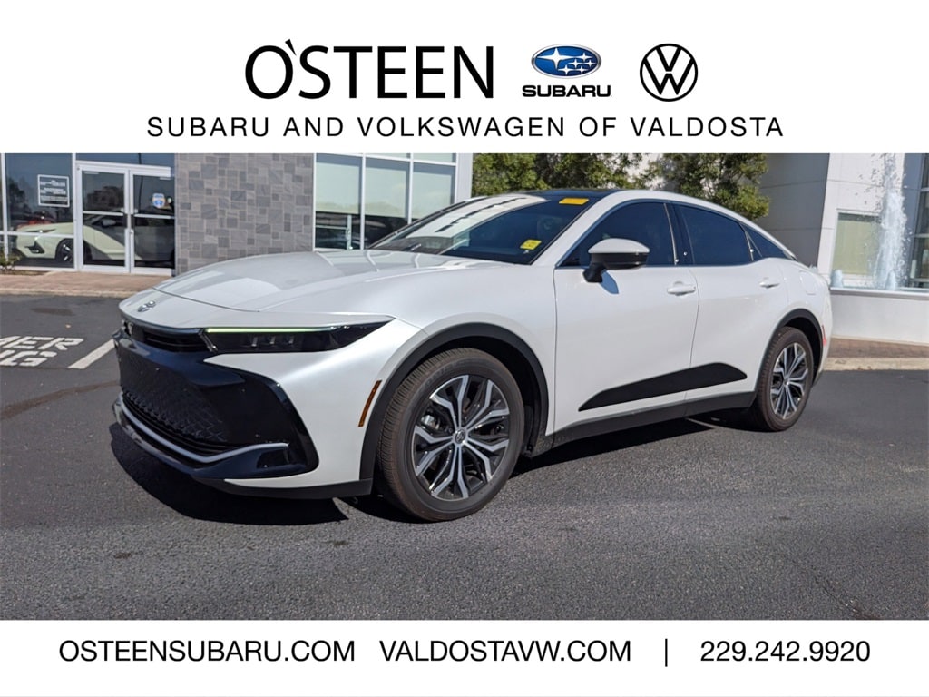 2024 Toyota Crown Limited's photo