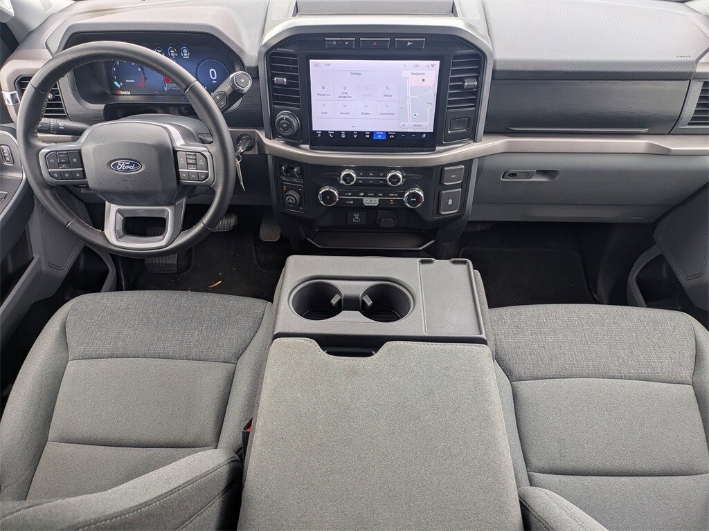 2024 Ford F-150 XLT photo 2